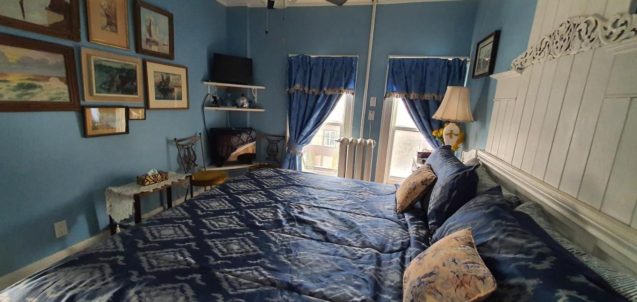 A Moment In Time Bed And Breakfast Niagara Falls Exterior photo